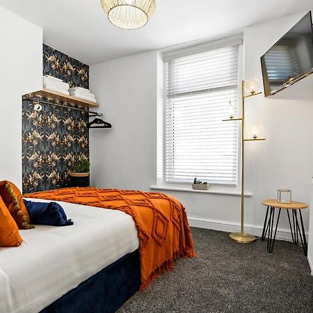 The Nest At The Hideaway Stamp Sa Villa Blackpool Dış mekan fotoğraf